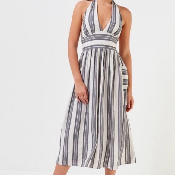 Urban Outfitters Dresses & Skirts - Urban Outfitters Betsey Linen Halter Midi Dress